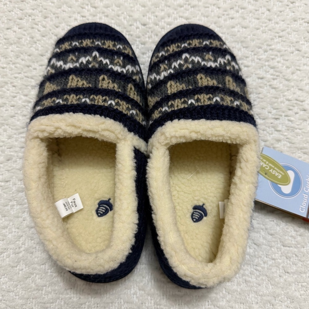 Acorn Nordic Moccasin Slippers Women’s Size 6.5-7.5 NWT - Picture 3 of 14
